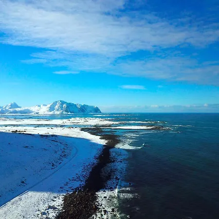 Rorbu 8 Middagstinden - Ure Lofoten 度假居